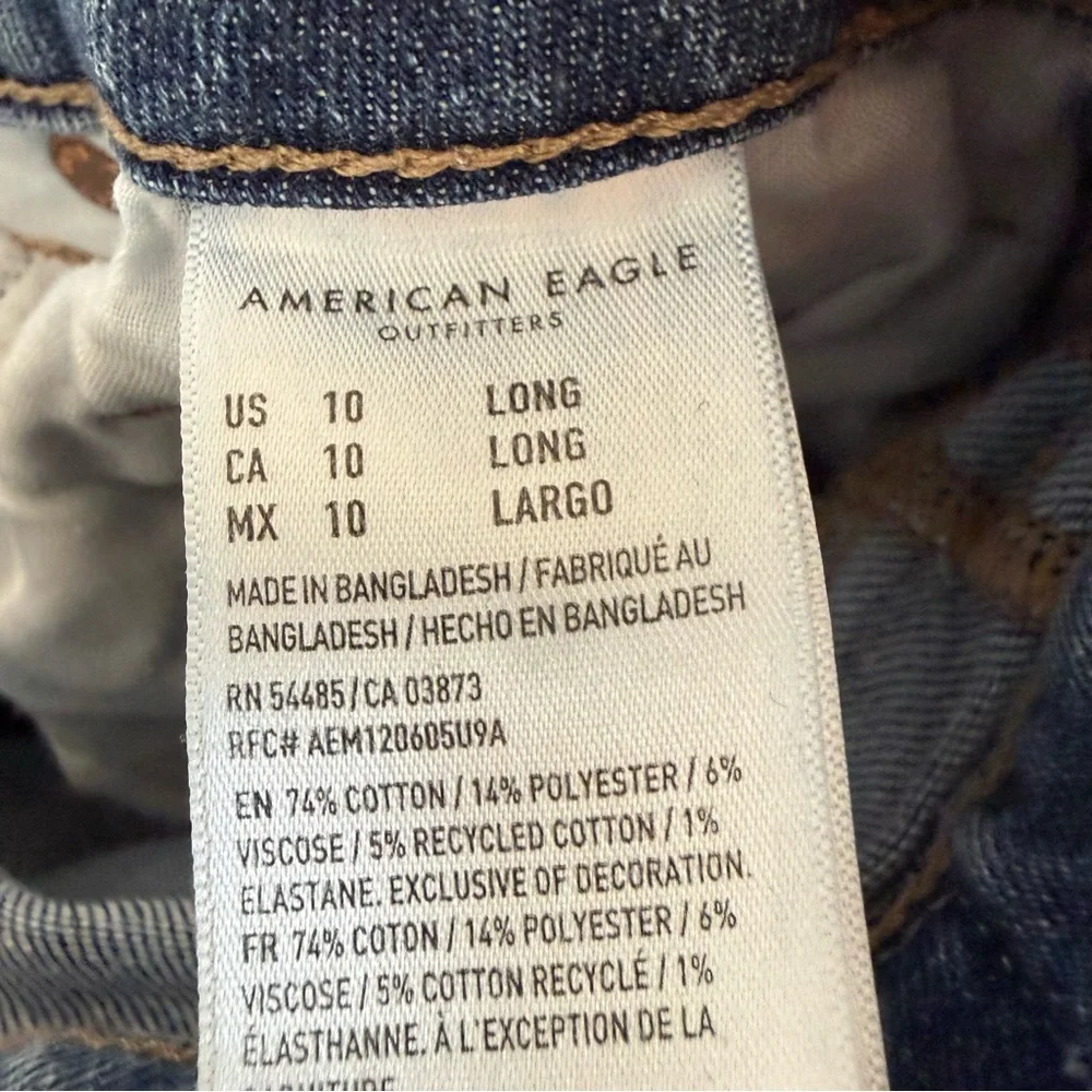 American Eagle Outfitters Light Blue Stretch mom jeans 10 long - Picture 5 of 5